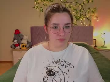 Iwi_Wi_Wi June 25, 2026 Chaturbate stream image