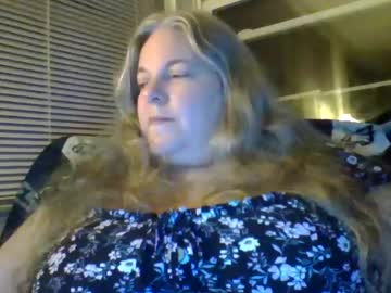 Hippysnewhere June 26, 2026 Chaturbate stream image