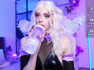 Holliwould_ June 26, 2026 Chaturbate stream image