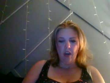 Mcloventits July 01, 2026 Chaturbate stream image