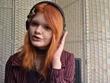 Ivelissemickelberry July 01, 2026 Chaturbate stream image