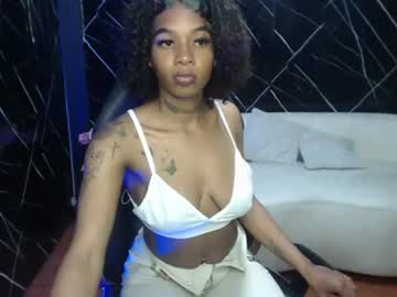 Amari_Mountain July 01, 2026 Chaturbate stream image
