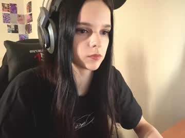 Bettierobison July 01, 2026 Chaturbate stream image