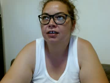 Curvymomylore July 02, 2026 Chaturbate stream image
