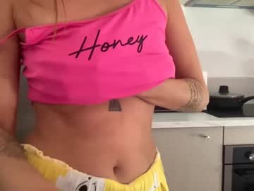 Quinnyelena July 02, 2026 Chaturbate stream image