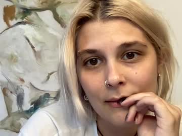 Bloom_Ella July 03, 2026 Chaturbate stream image