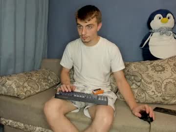 Bristlebback July 03, 2026 Chaturbate stream image