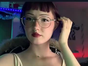 Lowelyflowey July 03, 2026 Chaturbate stream image