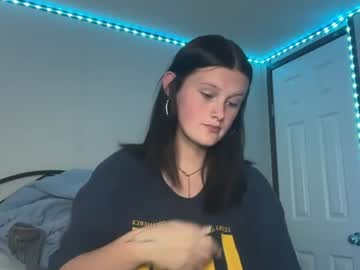 Itskaylaaa July 04, 2026 Chaturbate stream image