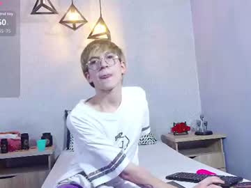 Axell_Stone July 04, 2026 Chaturbate stream image