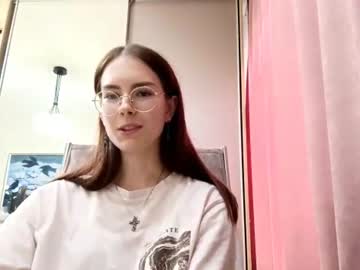 Tawnyzenisek July 04, 2026 Chaturbate stream image