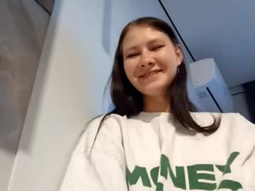 Naomaoyola July 04, 2026 Chaturbate stream image