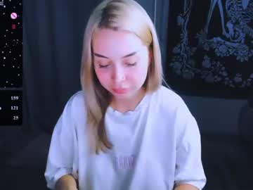 Monalauu July 05, 2026 Chaturbate stream image