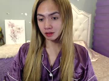 Urlovelypinayxxx July 05, 2026 Chaturbate stream image