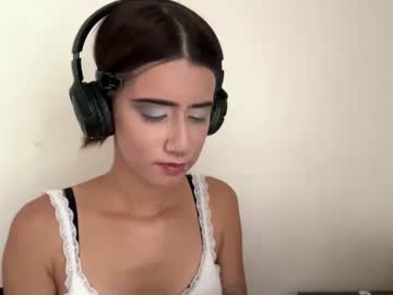 Yettahagins July 06, 2026 Chaturbate stream image