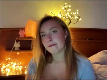 Adelaidetretter July 07, 2026 Chaturbate stream image