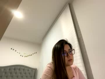 Arielrose1022 July 08, 2026 Chaturbate stream image