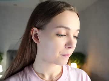 Auroralowen July 08, 2026 Chaturbate stream image