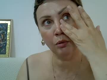 Golden_Kessie July 09, 2026 Chaturbate stream image