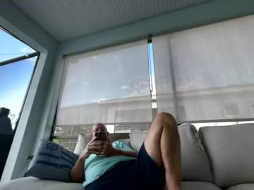 Beezkneez63 July 12, 2026 Chaturbate stream image