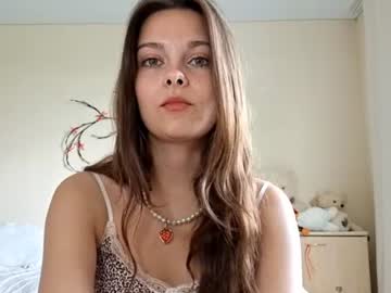 Rinalaurens July 14, 2026 Chaturbate stream image
