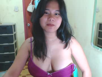 Hoelyzhuxinn July 15, 2026 Chaturbate stream image