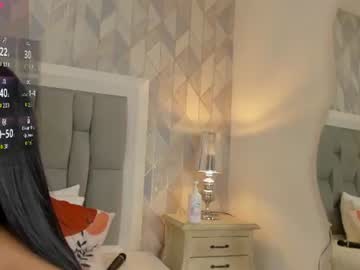 Zharia_Lux25 July 18, 2026 Chaturbate stream image
