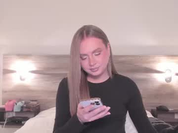 Alexashowcum July 18, 2026 Chaturbate stream image