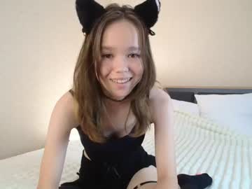 Luvlivvvyy July 22, 2026 Chaturbate stream image